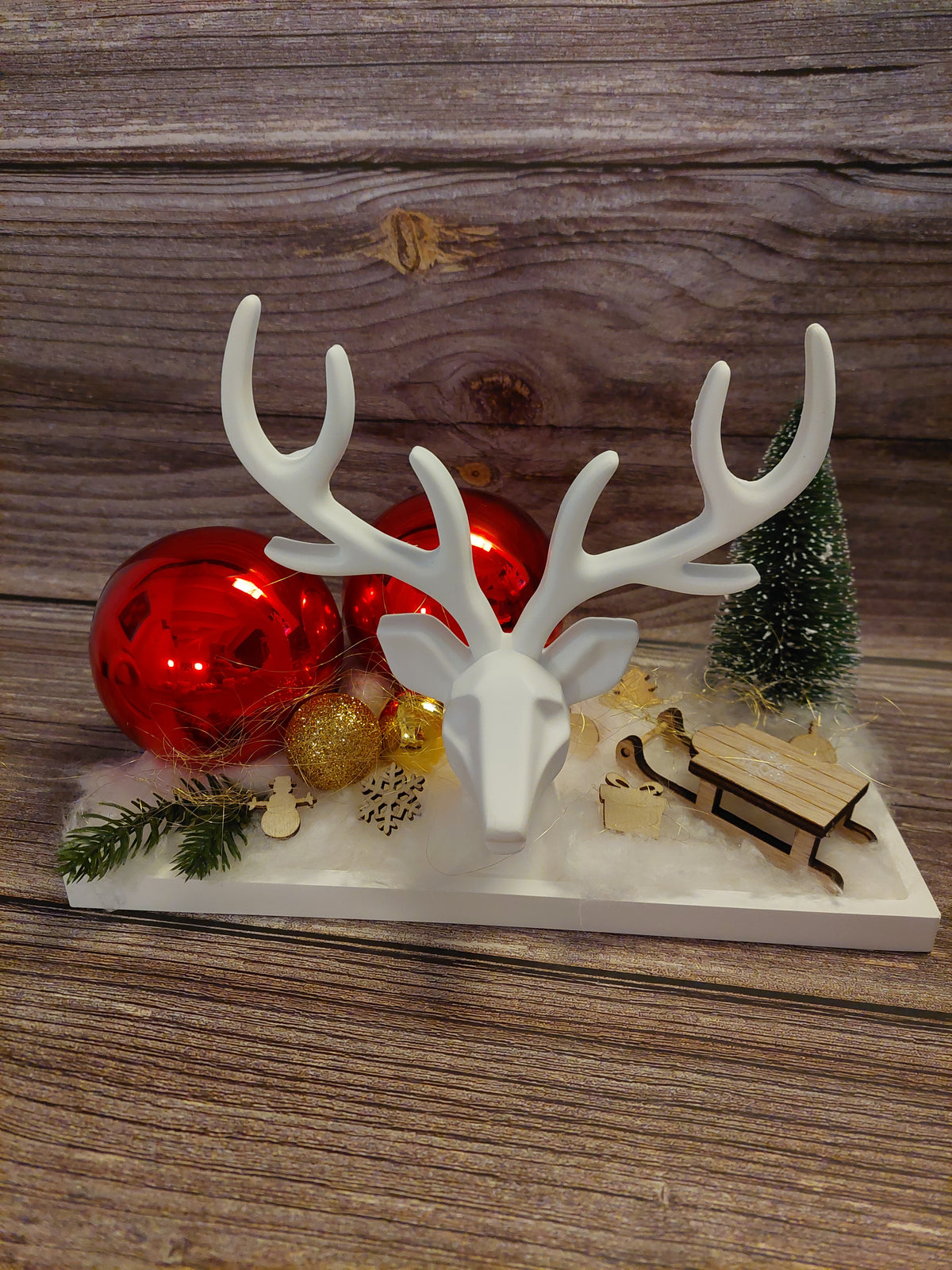 Winterzauber mit Hirsch