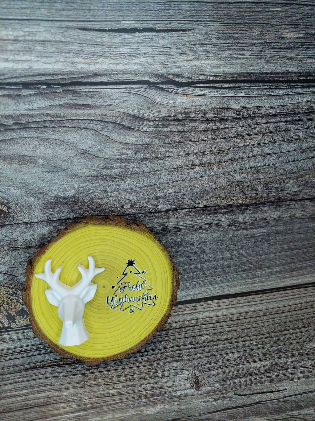 🦌 Holzscheibe „Hirschzauber"